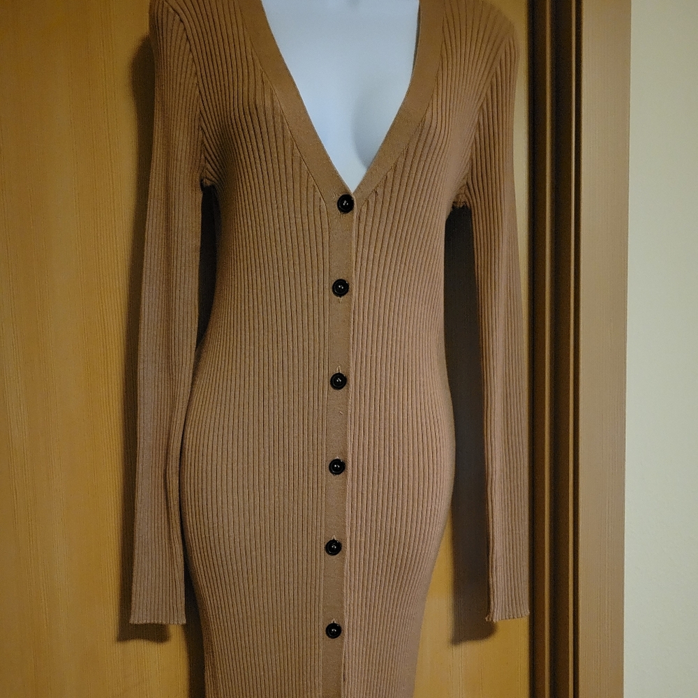 Brown dress